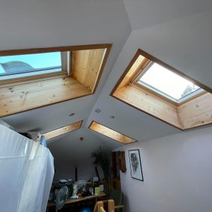 Výmena starých strešných okien VELUX M 04