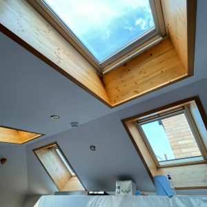 Výmena starých strešných okien VELUX M 04