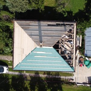 Rekonštrukcia strechy a montáž krytiny IKO Cambridge Xpres